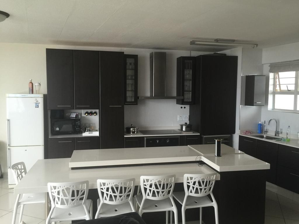 South Coast Beachfront Holiday Apartments Amanzimtoti Luaran gambar