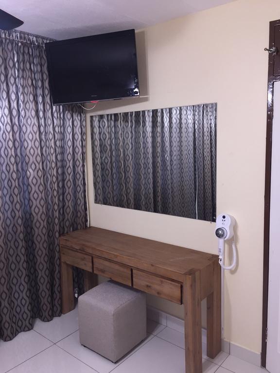 South Coast Beachfront Holiday Apartments Amanzimtoti Luaran gambar