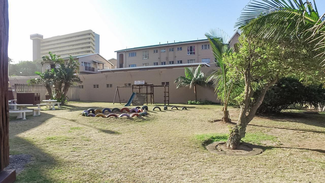 South Coast Beachfront Holiday Apartments Amanzimtoti Luaran gambar