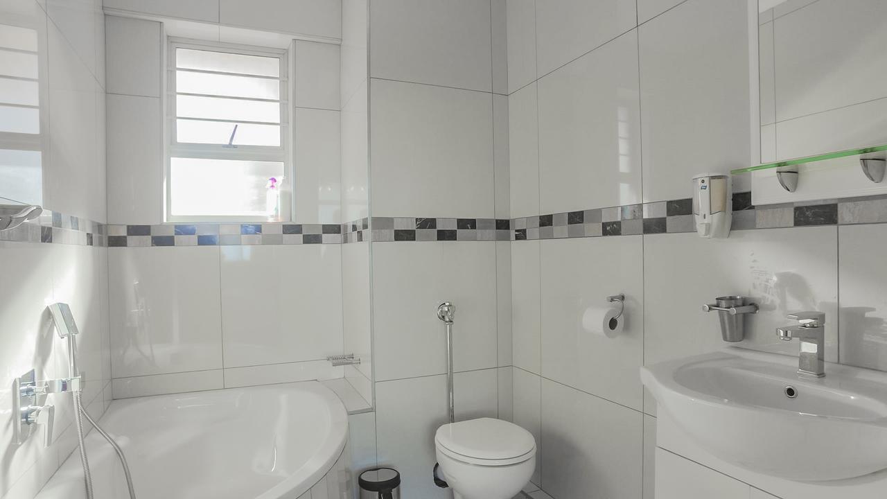South Coast Beachfront Holiday Apartments Amanzimtoti Luaran gambar