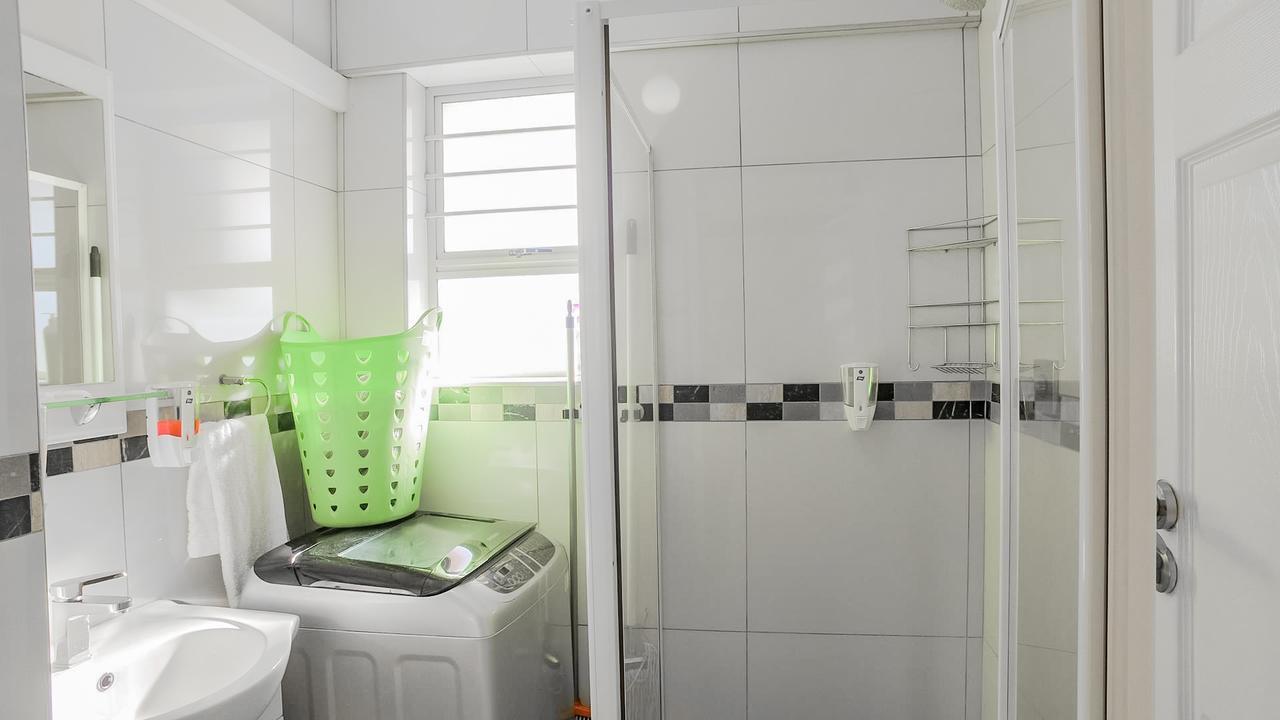 South Coast Beachfront Holiday Apartments Amanzimtoti Luaran gambar
