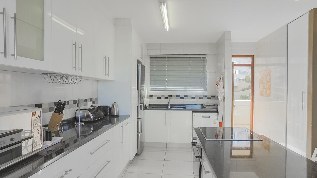 South Coast Beachfront Holiday Apartments Amanzimtoti Luaran gambar