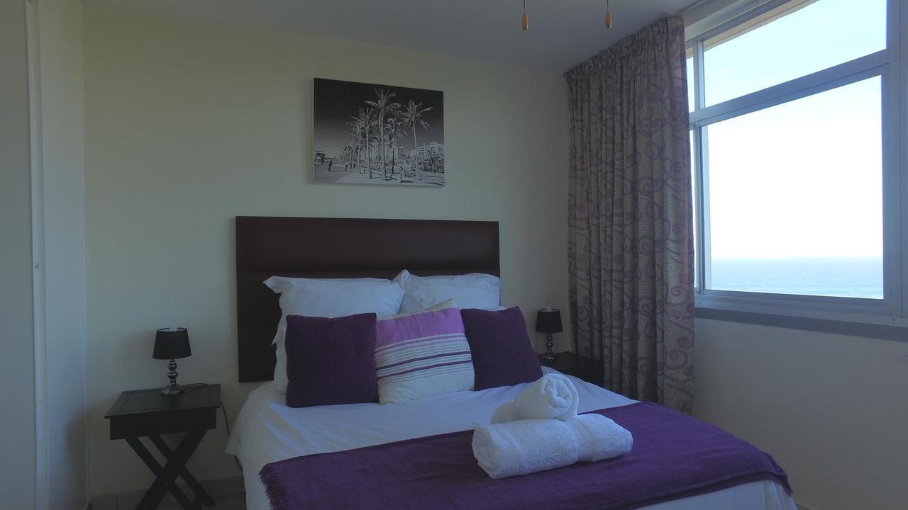 Shangri-La Beach Front Holiday Apartments Amanzimtoti Luaran gambar