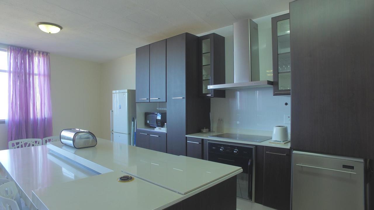 South Coast Beachfront Holiday Apartments Amanzimtoti Luaran gambar